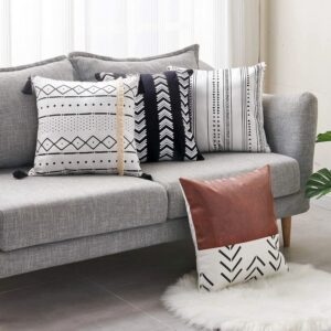 Modern living room decor
